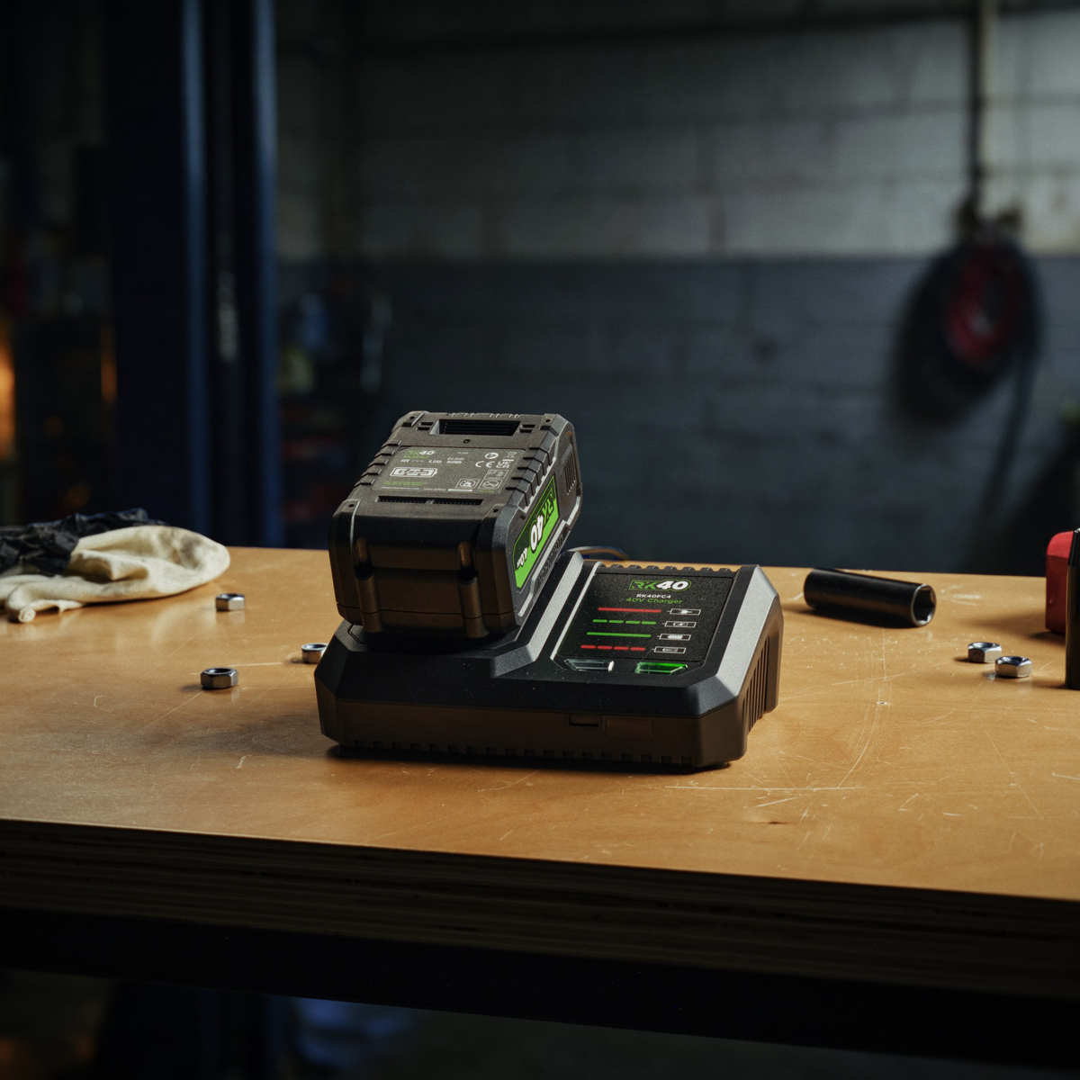 Rikä RK40 40V Single 4.0Ah Battery Fast Charger | 4.0A
